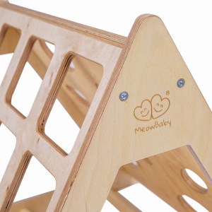 Montessori drevený lezecký trojuholník - drevený rebrík pre dieťa - prírodné drevo