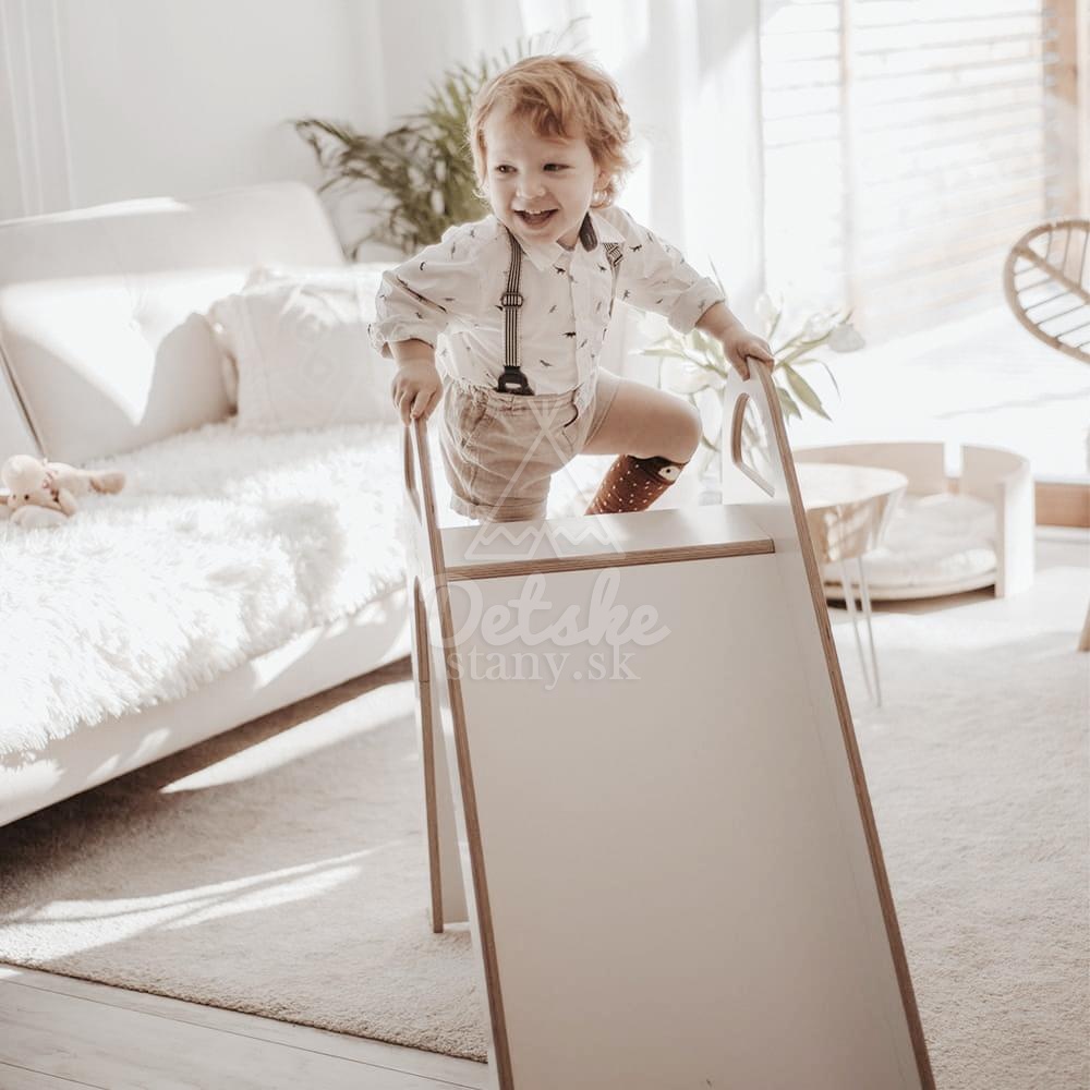 Montessori šmýkačka do interéru pre deti (šmykala) SCANDI - biela