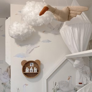Dekorácia do detskej izby - ľanový bocian na zavesenie