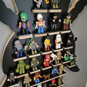 Organizér polička na LEGO figúrky postavičky - polička na LEGO