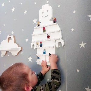 Organizér polička na LEGO figúrky postavičky - model ÚSMEV