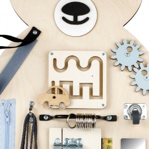 Montessori tabuľa (activity board) - MAXI medveď pre deti - manipulačná doska