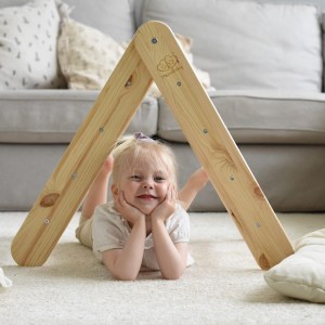 Montessori Piklerovej triangel (trojuholník) - drevený rebrík pre dieťa
