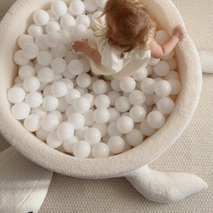 VELVET štvorcový suchý bazénik 90x90 s loptičkami 200 ks